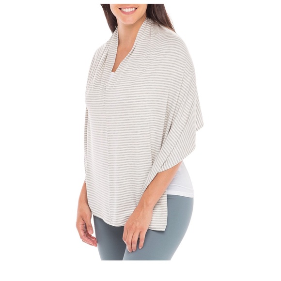 Secret Treasures Women’s Maternity Nursing Wrap Xl-3XL Multi color - Picture 4 of 5